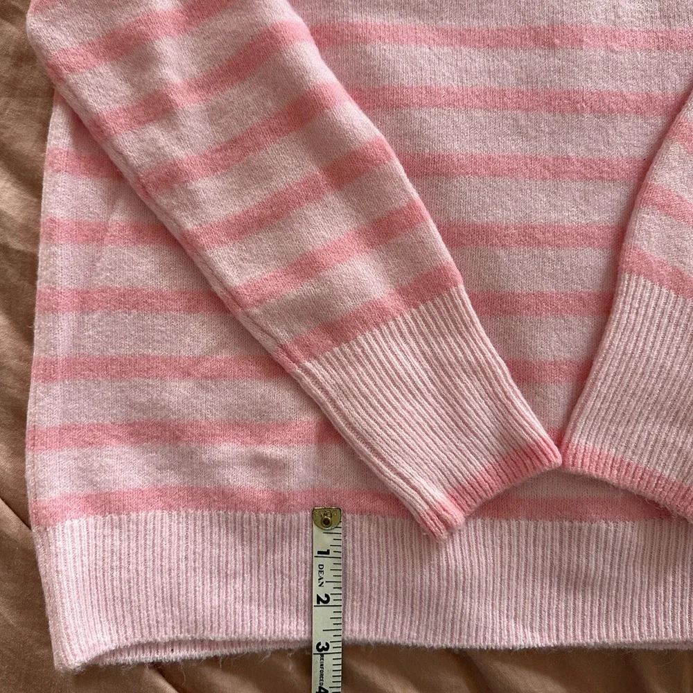 CeCe LIGHT PINK STRIPED WOMENS CREWNECK SWEATER - Picture 4 of 8